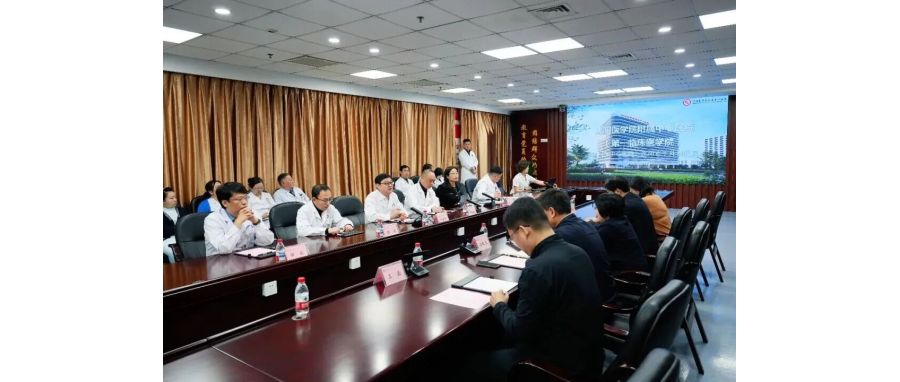 深圳凯发K8集团代表团前往沈阳医学院附属中心医院召开调研研讨，共同探寻生命健康产业合作新机遇